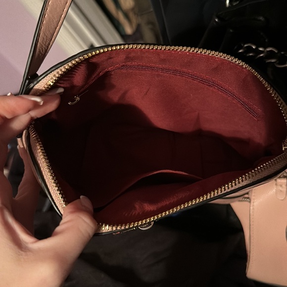 Handbag - Picture 2 of 2